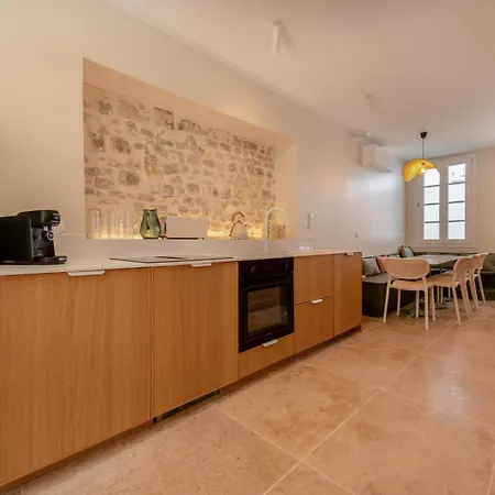 Arboree Hyper Centre La Rochelle (Charente-Maritime)