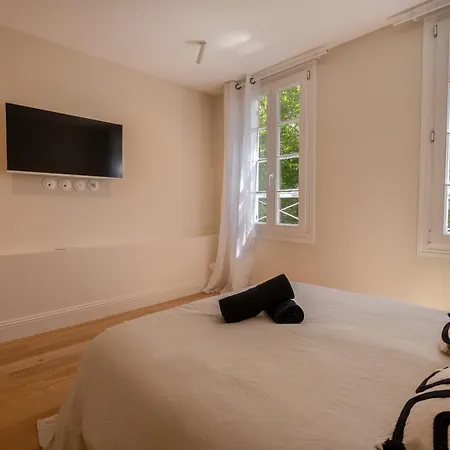 Arboree Hyper Centre Villa