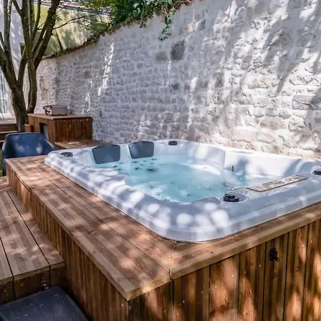 Arboree Hyper Centre La Rochelle (Charente-Maritime)