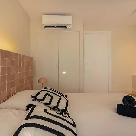 Arboree Hyper Centre