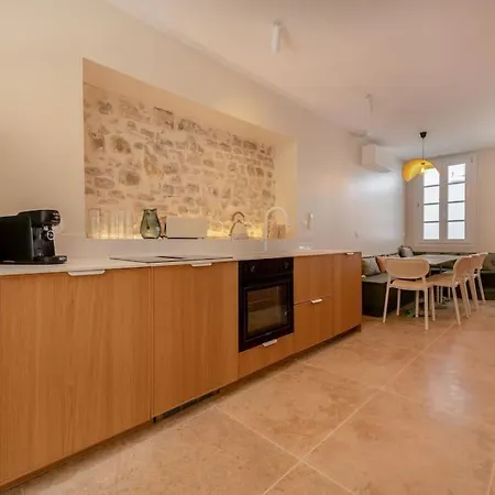 Arboree Hyper Centre Willa La Rochelle (Charente-Maritime)