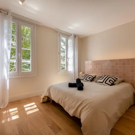 Arboree Hyper Centre