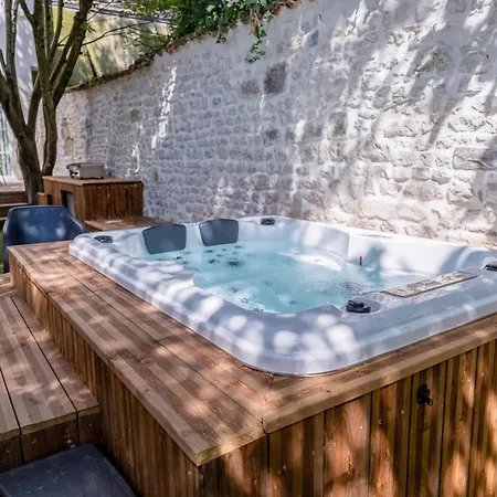 Arboree Hyper Centre Willa *