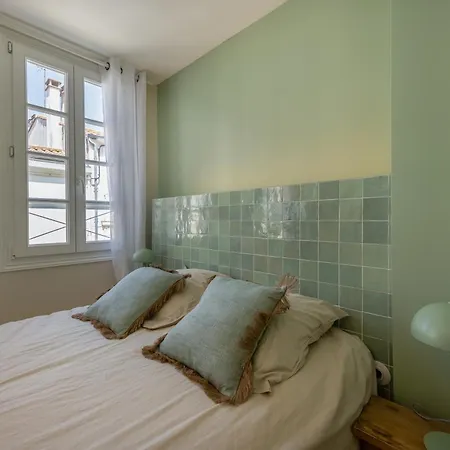 Arboree Hyper Centre *