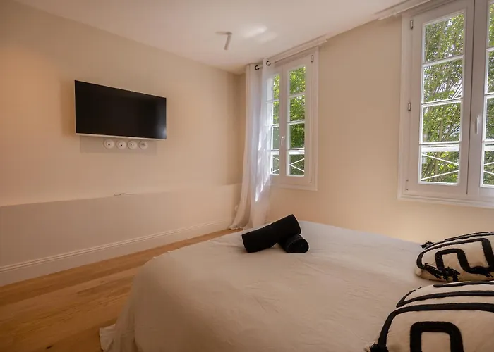 Arborée Hyper Centre Villa