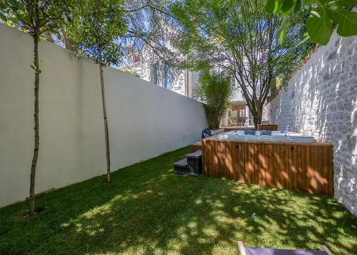 Arboree Hyper Centre * La Rochelle (Charente-Maritime)