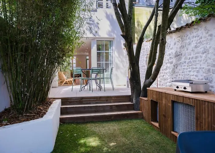 Villa Arborée Hyper Centre La Rochelle (Charente-Maritime)
