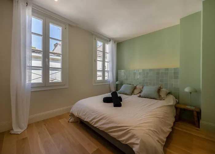 Arboree Hyper Centre * La Rochelle (Charente-Maritime)